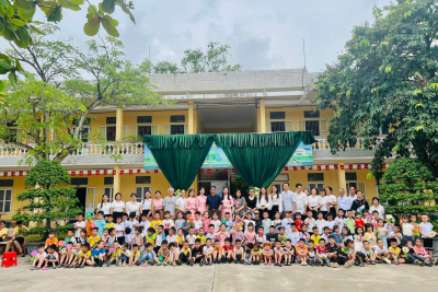 CHÀO ĐÓN CÁC EM HỌC SINH LỚP 1 TỰU TRƯỜNG NĂM HỌC MỚI 2025-2026